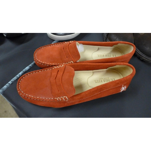 2237 - 5 Pairs of assorted Polo Association genuine leather shoes, mixed sizes and styles