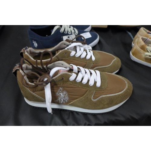 2239 - 5 Pairs of assorted Polo Association genuine leather shoes, mixed sizes and styles