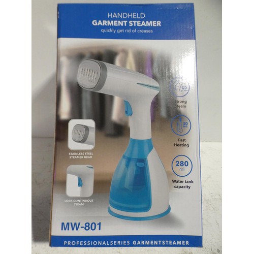 3101 - Handheld Professional Series garment steamer