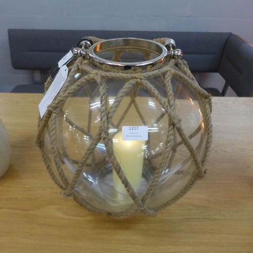 1390 - A La Rochelle glass and rope lantern (T67940)   #