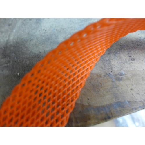 2273 - Approx. 7 x 30m reels of protective expanding mesh hosing, ideal for protecting saplings, railing co... 