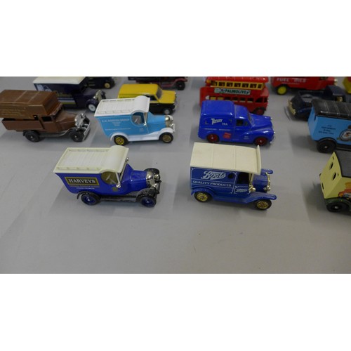 684 - A collection of die-cast model vehicles, (18)