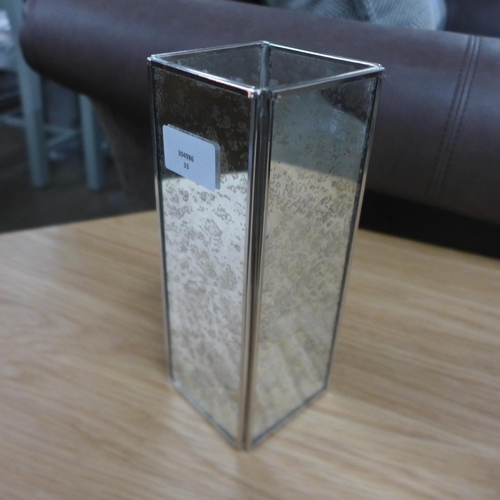 1471 - A foxed glass and nickel T-light holder (7057710)   #