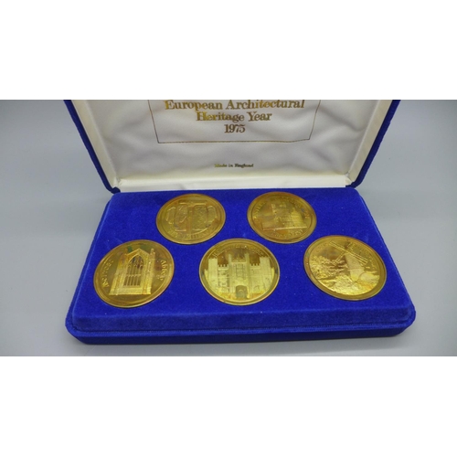 931 - European Architectural Heritage Year 1975, five medallions, boxed