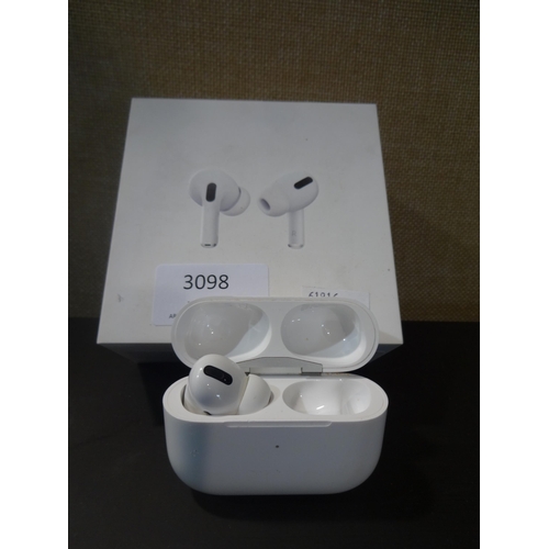 3098 - Apple Airpod Pro case and single airpod* This lot is subject to VAT