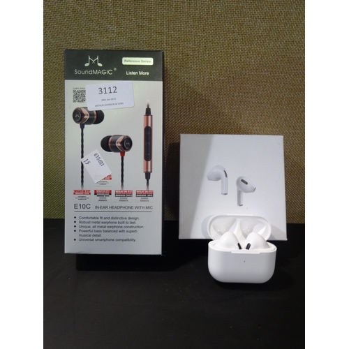 3112 - 2 Sets of headphones; 1 wireless/1 wired