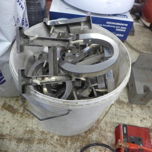 2073 - Bucket of 20 steel letters