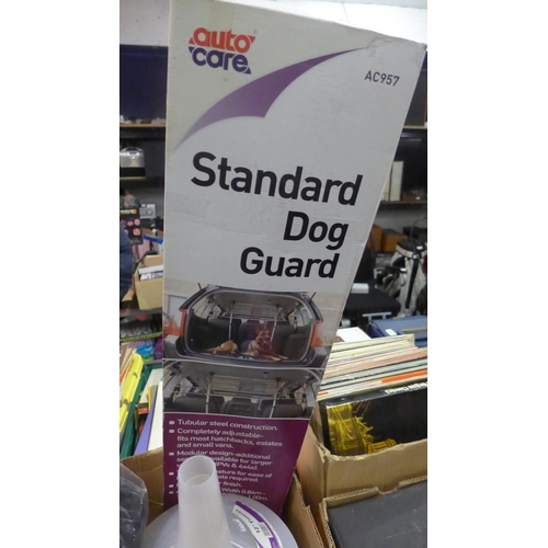 2088 - Standard dog guard, qty. of flexi funnels & fixed funnels