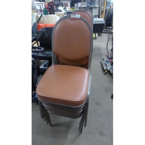 2098 - 15 Stacking chairs