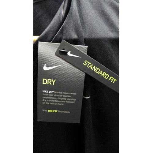 3299 - 10 Lady's black Nike Dri-Fit t-shirts - mixed size * This lot is subject to VAT