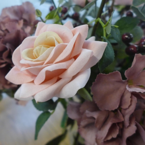 1313 - A mixed hydrangea, rose and berry spray in a glass vase (54354527)   #