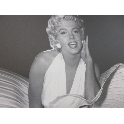 1403 - A Marilyn Monroe canvas, Seven Year Itch, 60 x 80 (WDL9041422)   #