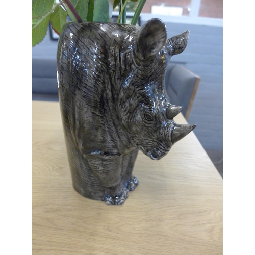 1405 - A rhino flower vase (14527)   #