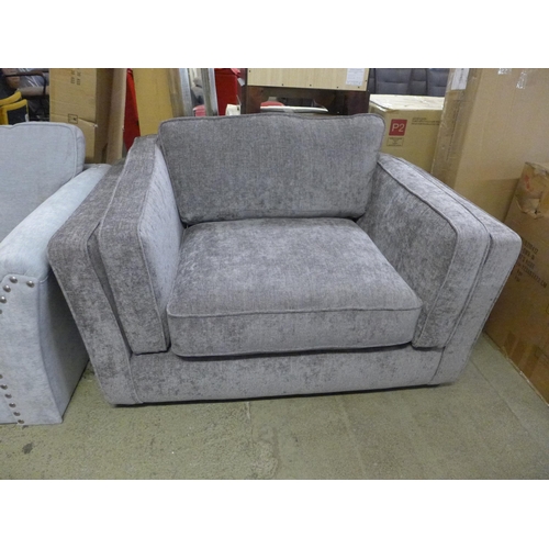 1413 - A Fossil Grey Fabric loveseat