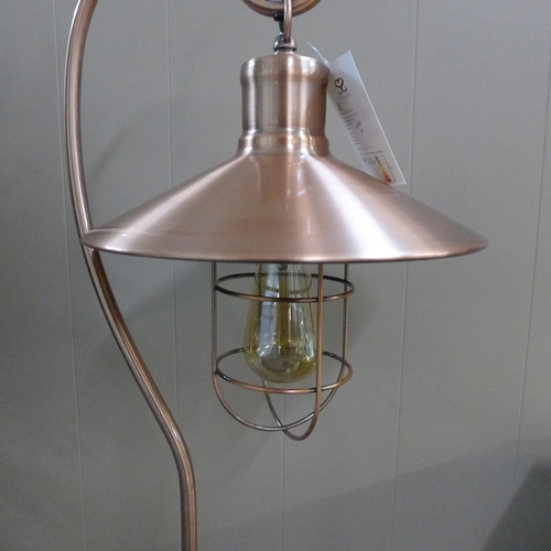 1420 - An Edison bulb hook floor lamp in copper, H 157cms (2133858)   #