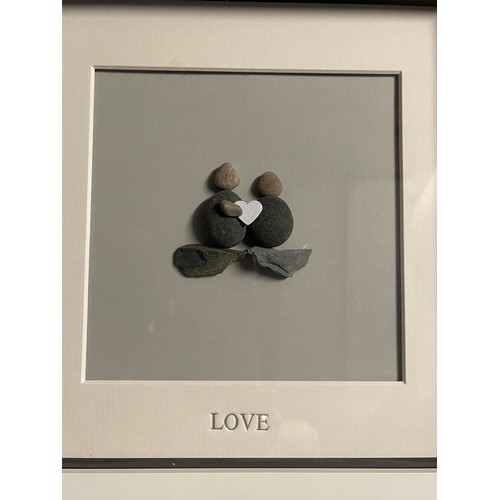 1426 - A hand-made framed pebble art picture 