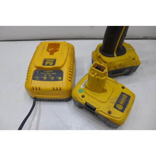 2002 - DeWalt cordless drill, charger & battery