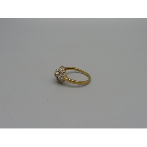 1025 - A 9ct gold and diamond ring, 2.8g, Q