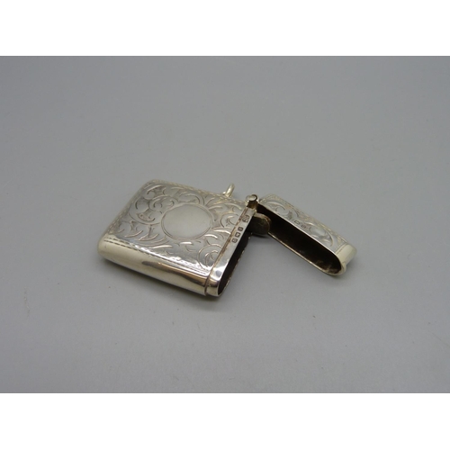 1041 - A silver vesta case, Birmingham 1919