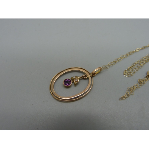 1046 - An Edwardian 9ct gold, amethyst and pearl pendant on a 9ct gold chain, 1.2g