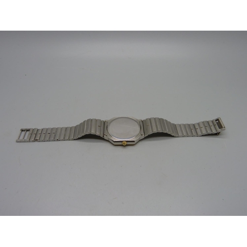 1126 - A Longines quartz wristwatch, with box