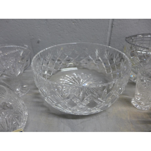 1159 - A collection of glassware including bowls, glasses and vases **PLEASE NOTE THIS LOT IS NOT ELIGIBLE ... 