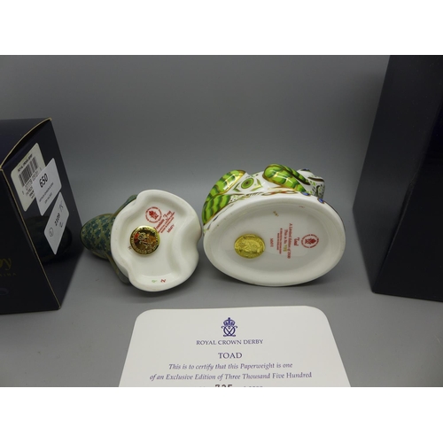 650 - Two Royal Crown Derby paperweights - Toad, one of a limited edition of 3500, certificate included, a... 