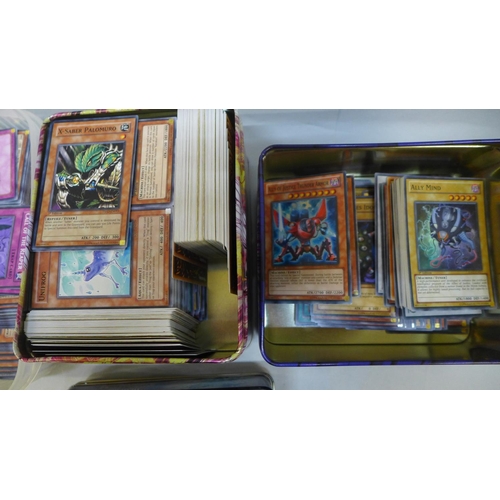 724 - A box of Yu-Gi-Oh trading cards