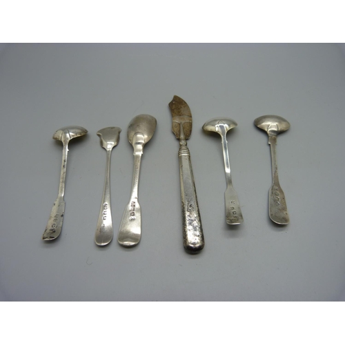 871 - Five 19th Century silver spoons and a butter knife, knife a/f, spoons 43g