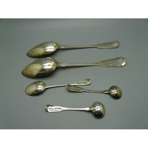 887 - A pair of William IV silver spoons, London 1834, James Beebe, a pair of silver salt spoons and one o... 