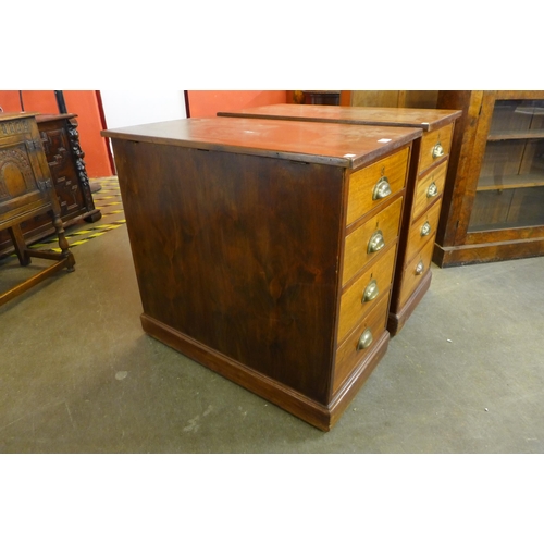 193 - A pair of Victorian mahogany pedestal chests