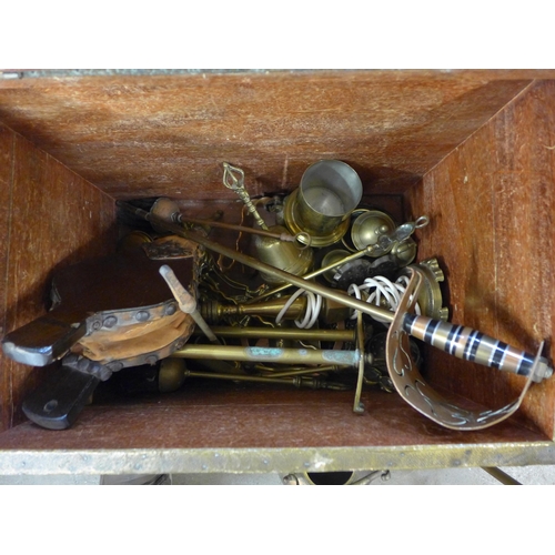 258 - A brass coal box, a spark guard and assorted brass and copperware