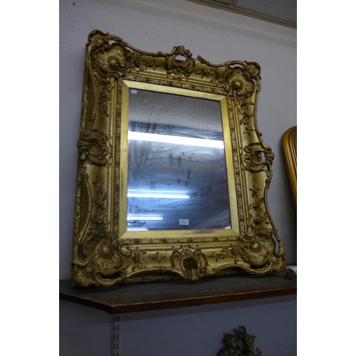 400 - A 19th Century gilt framed mirror