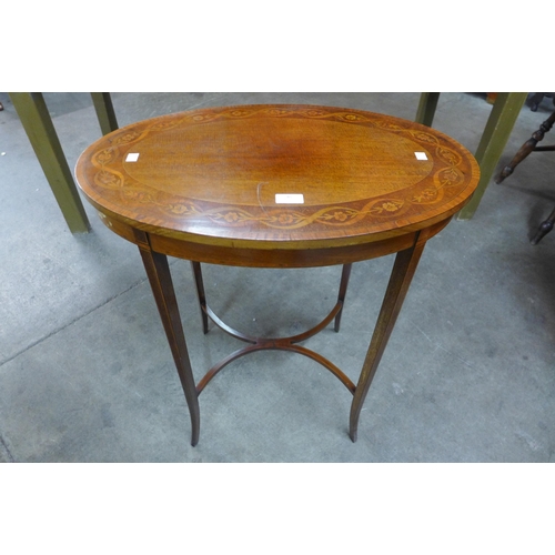 46 - A Edward VII mahogany and satinwood inlaid oval occasional table