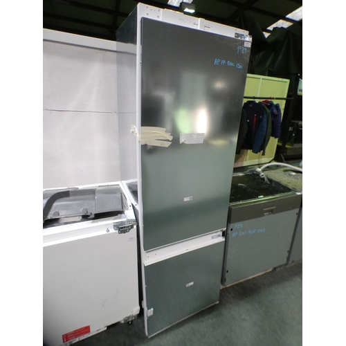 3135 - Bosch Chrome Integrated Fridge Freezer (H1756xW912xD732) model KIV87NSFOG/03, original RRP £2050 inc... 