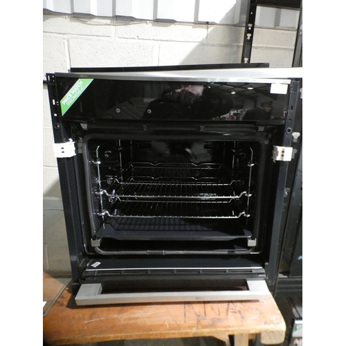 3174 - Neff single Slide 'n' Hide oven * This lot is subject to VAT