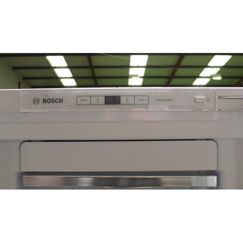 3037 - Bosch Tall Freezer ( H1772xW558xD545) model no GIN81AE30G,, original RRP £1765.00 inc. VAT * This lo... 