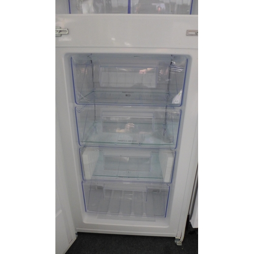 3098 - Zanussi 70/30 Fridge Freezer - Low Frost (H1772xW548xD549) - model no. ZNNN18FS5 - original RRP £457... 