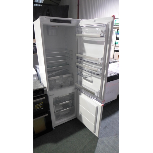 3099 - AEG 70/30 Fridge Freezer (H1768xW540xD549) - model no. SCE81816TS, original RRP £695.84 inc. VAT * T... 