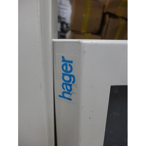 2160 - Hager 3-phase 12 outlet 36 way fuse board