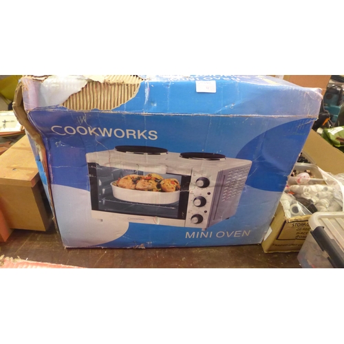 2221 - Cookworks mini oven - boxed - W