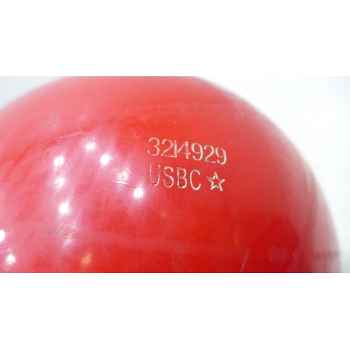 2268 - Red ebonite Angry Birds ten pin bowling ball & carry case