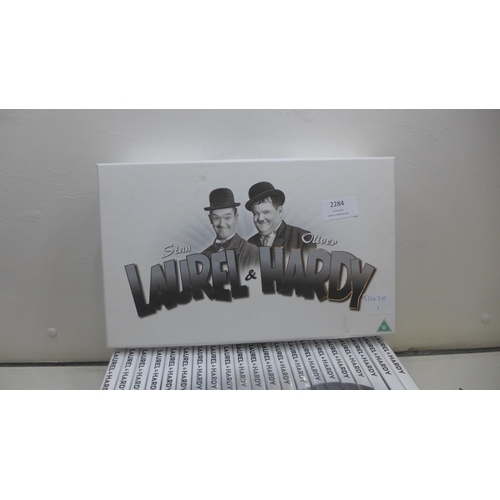 2284 - Laurel & Hardy 21 DVD box set & book