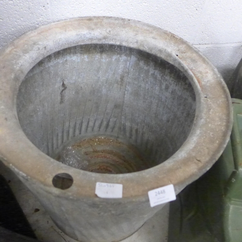 2448 - Vintage galvanised planter, 70cm x 50cm