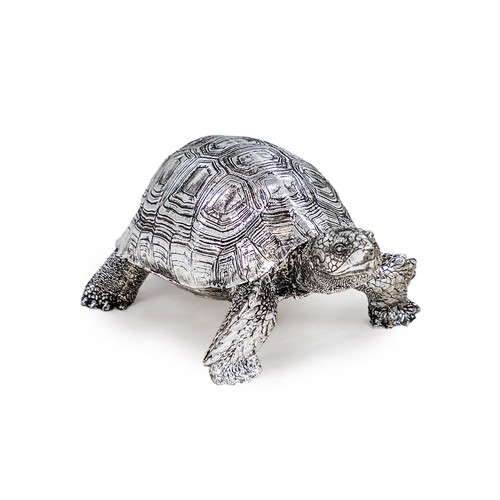 1306 - A silver ornamental tortoise (DVM1907)   #