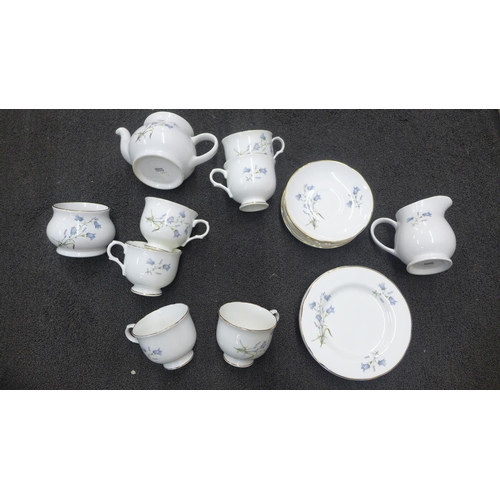 1141 - A Sadler six setting tea set **PLEASE NOTE THIS LOT IS NOT ELIGIBLE FOR POSTING AND PACKING**