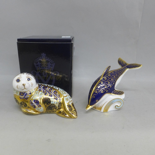 674 - Two Royal Crown Derby paperweights - Harbour Seal, one of a limited edition of 4,500, boxed with cer... 