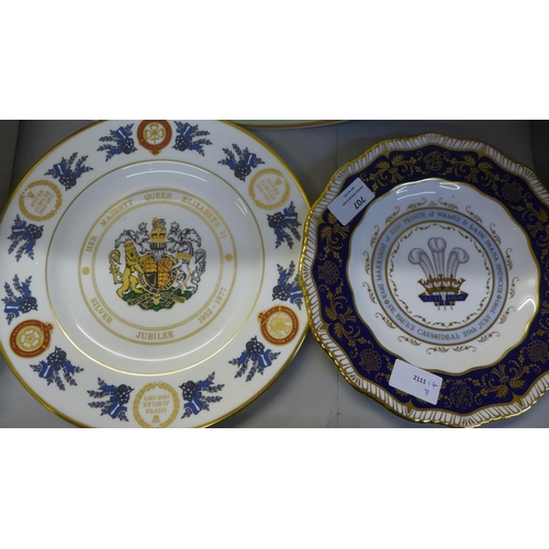 707 - A limited edition Royal Crown Derby plate for the 1981 Royal Wedding, 317/750 with certificate, a li... 