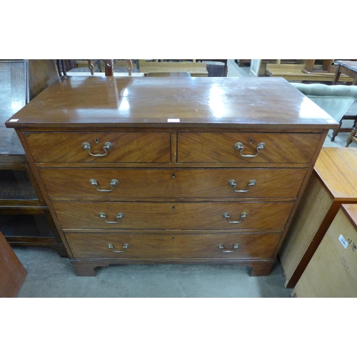 123 - A George III mahogany chest of drawers