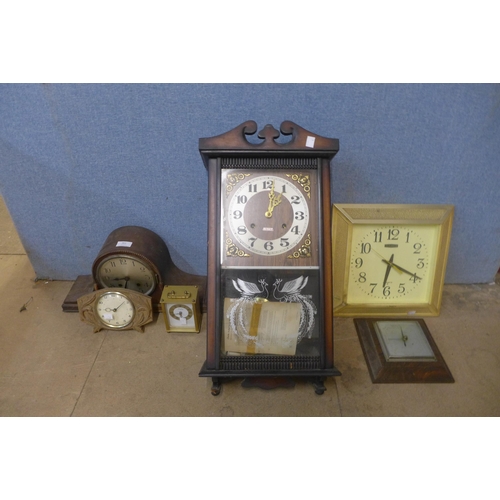 361 - Six assorted clocks